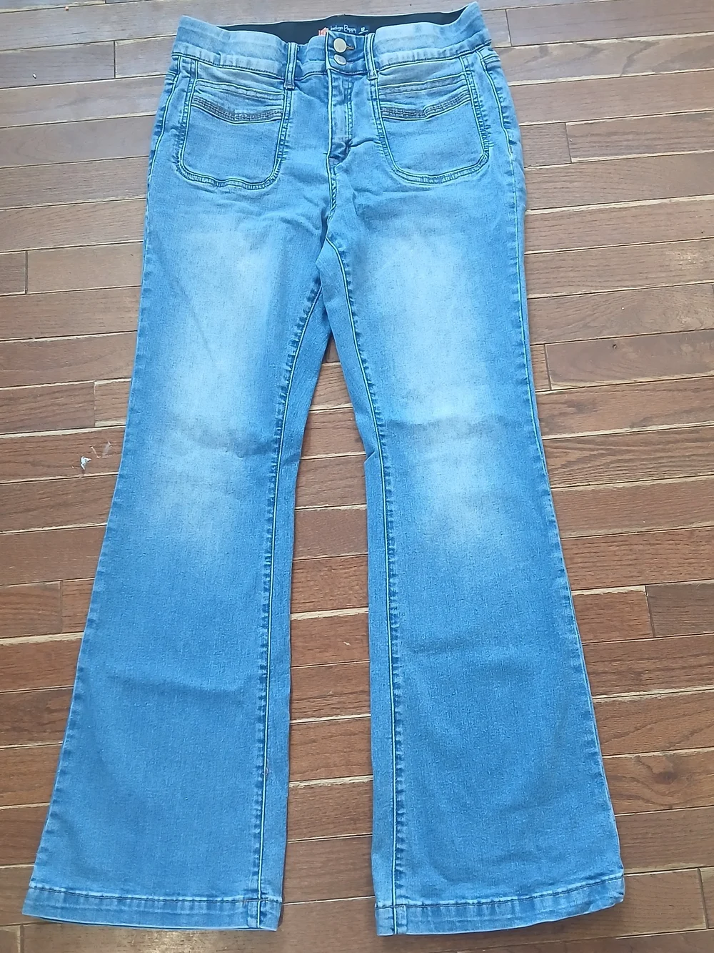 Indigo Poppy Light Blue Women's Flared Jeans Sz 12 Stretchy Western Fall Cowgirl